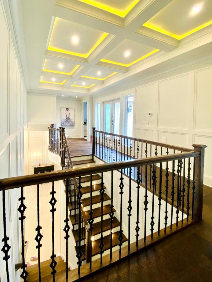 Vancouver Shangrila House リッチモンド エクステリア 写真