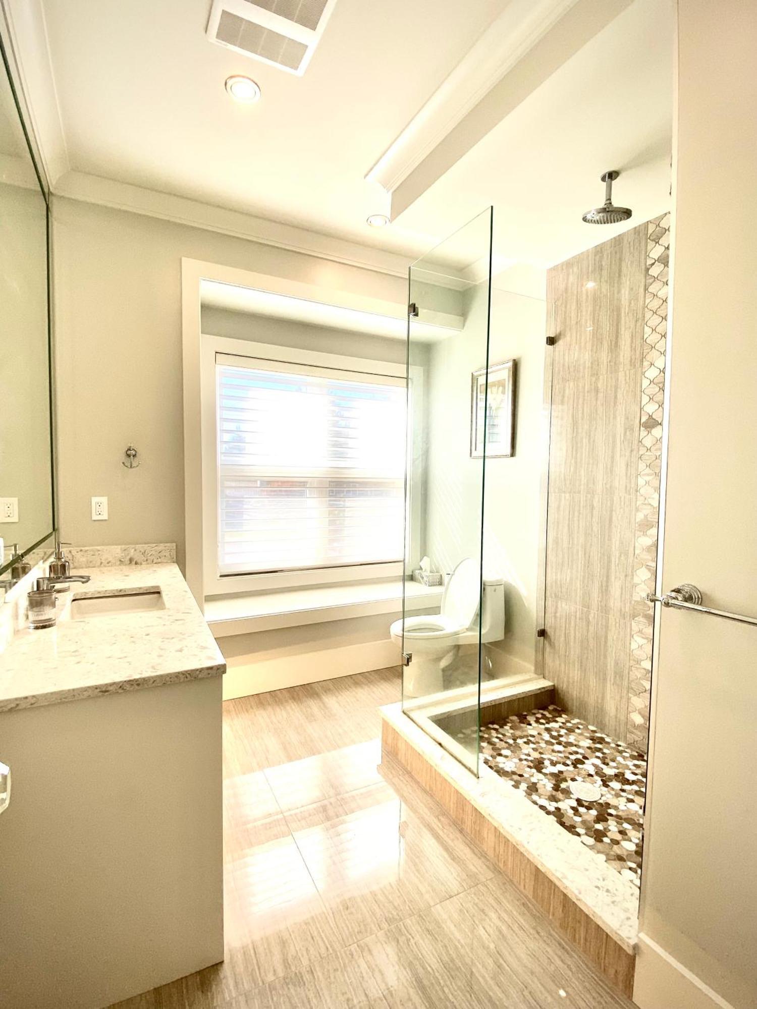 Vancouver Shangrila House リッチモンド エクステリア 写真
